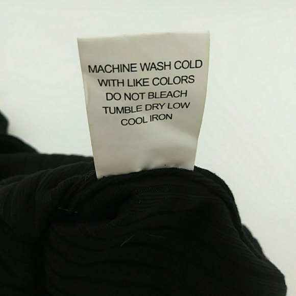 NWOT Moa Moa Ribbed Black Cup Crop Top XL - Picture 2 of 6